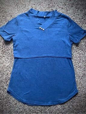 Blue Short-Sleeve Layered Nursing Top with Button Trim